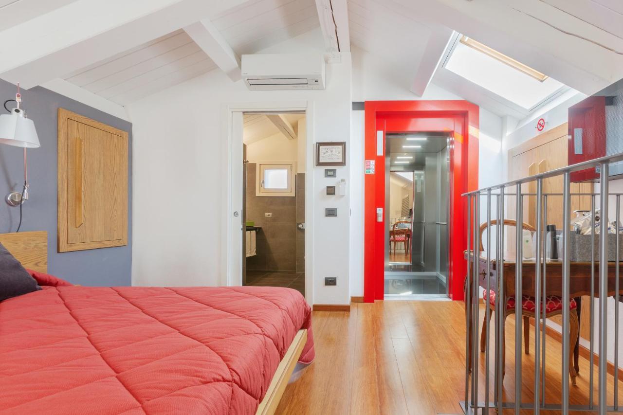 Malagigi Guest House フェラーラ エクステリア 写真